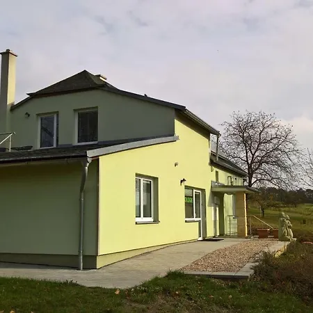 Svinecky Dvur Skuhrov nad Belou