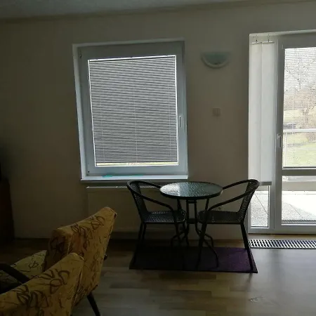 Svinecky Dvur Apartment *