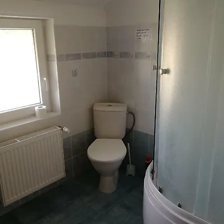 Svinecky Dvur Apartment *